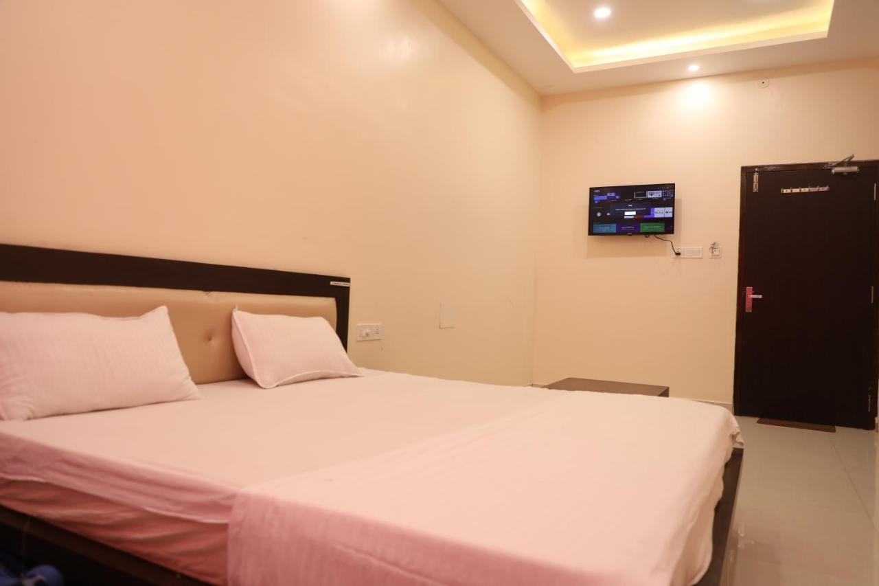 Hotel Shri Siddhivinayak Bina-Etawa Exterior photo